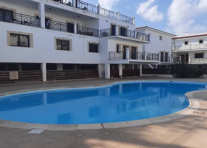 Apartment Paramount Gardens C201 *