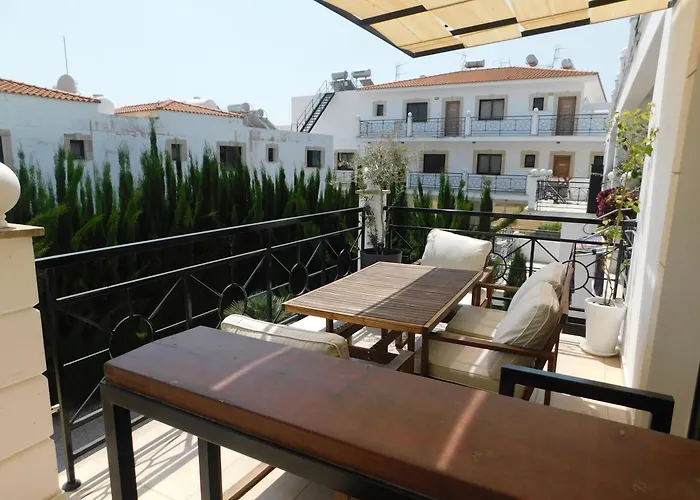 Апартаменты Paramount Gardens C201 Ларнака