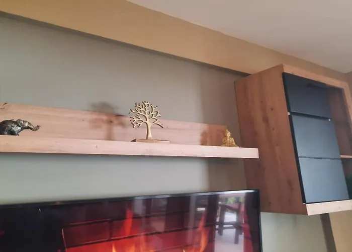 Paramount Gardens C201 *